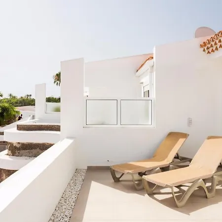 White Apartamento Costa Adeje (Tenerife)