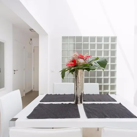 White Apartamento